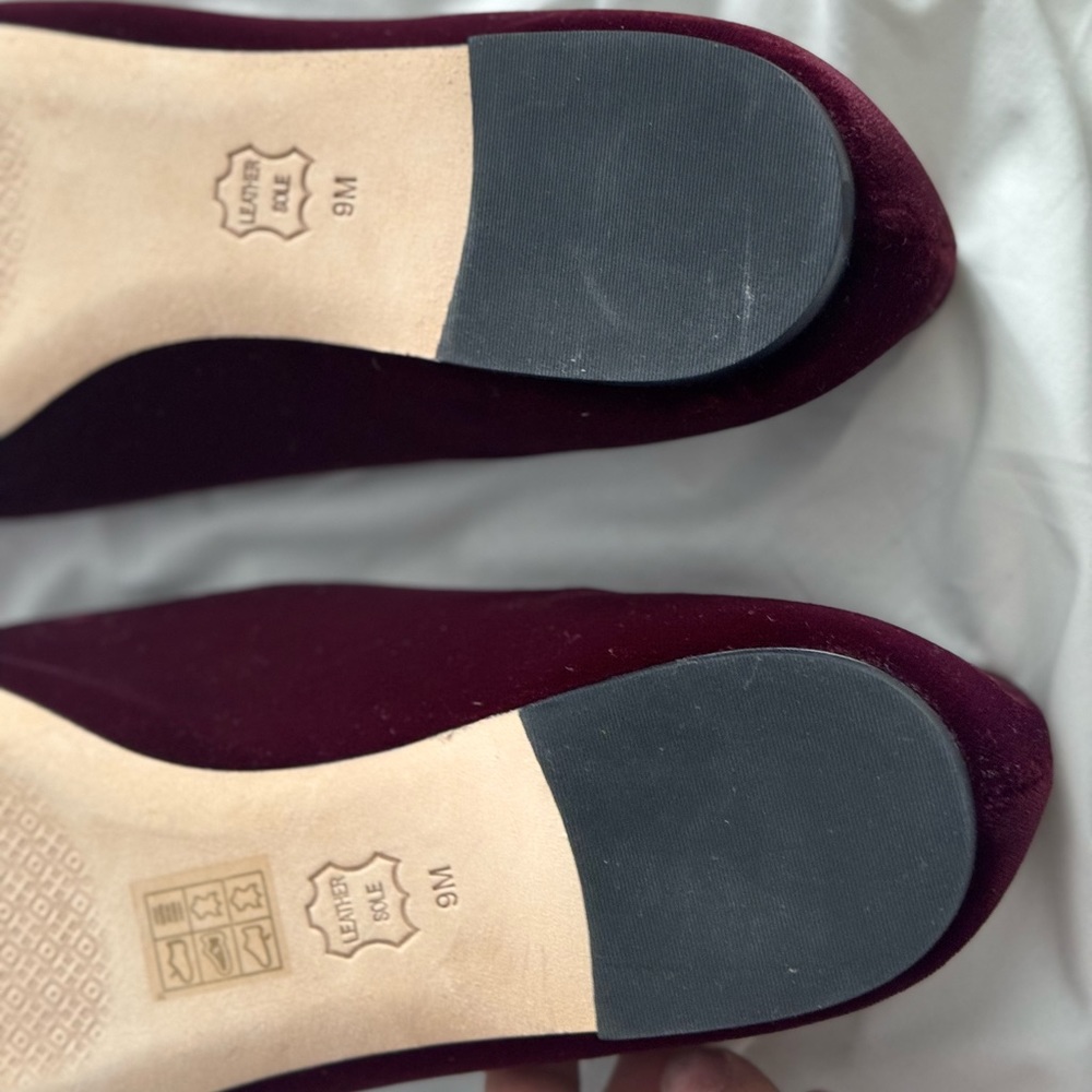 NEW Tory Burch Sz 9 Purple burgundy velvet lofer beaded heart and dove - Picture 2 of 15